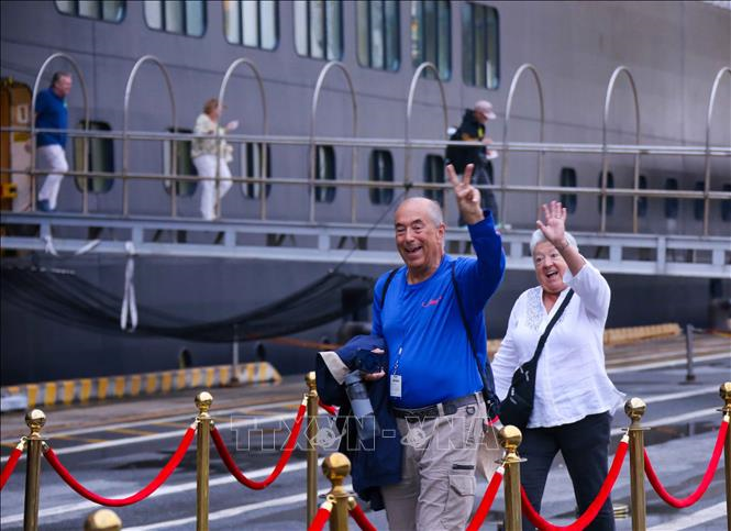 Du lịch tăng trưởng ấn tượng, Việt Nam đón gần 4,7 triệu lượt khách quốc tế